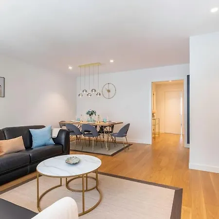 Apartment Centrico Y Elegante Con Parking